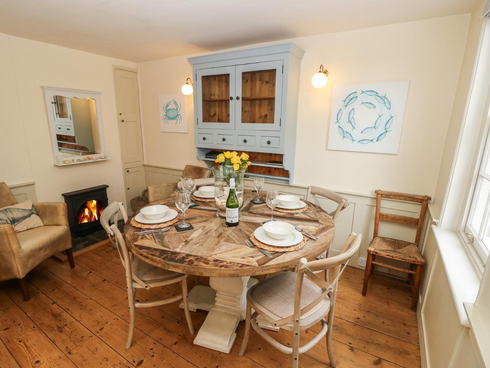 Captains Row Lymington Bagian luar foto